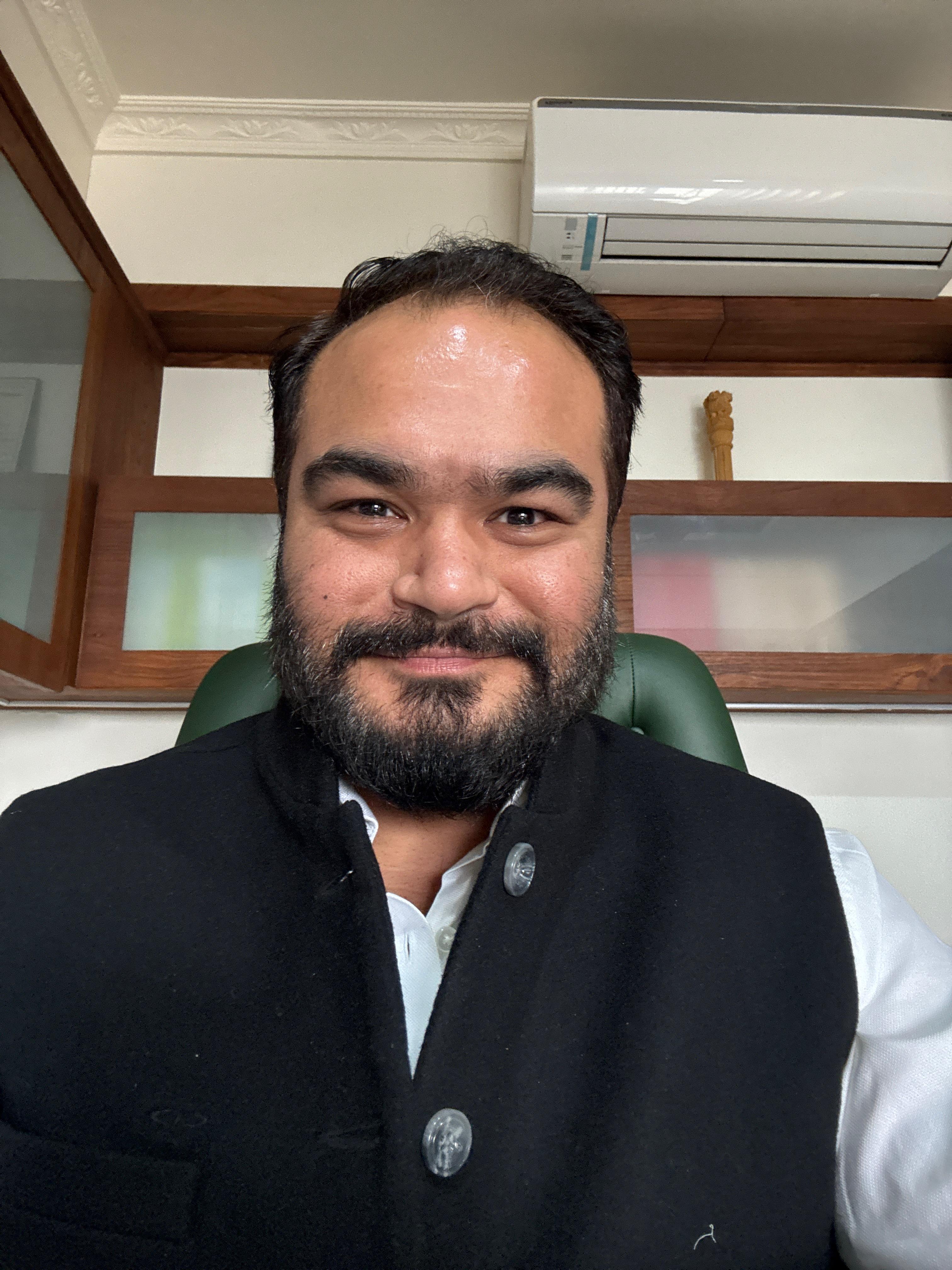 Adv. Digant Kakkad case study